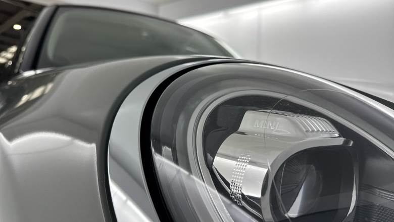 MINI Hatchback 1.5 Cooper Exclusive II 3dr Petrol Hatchback